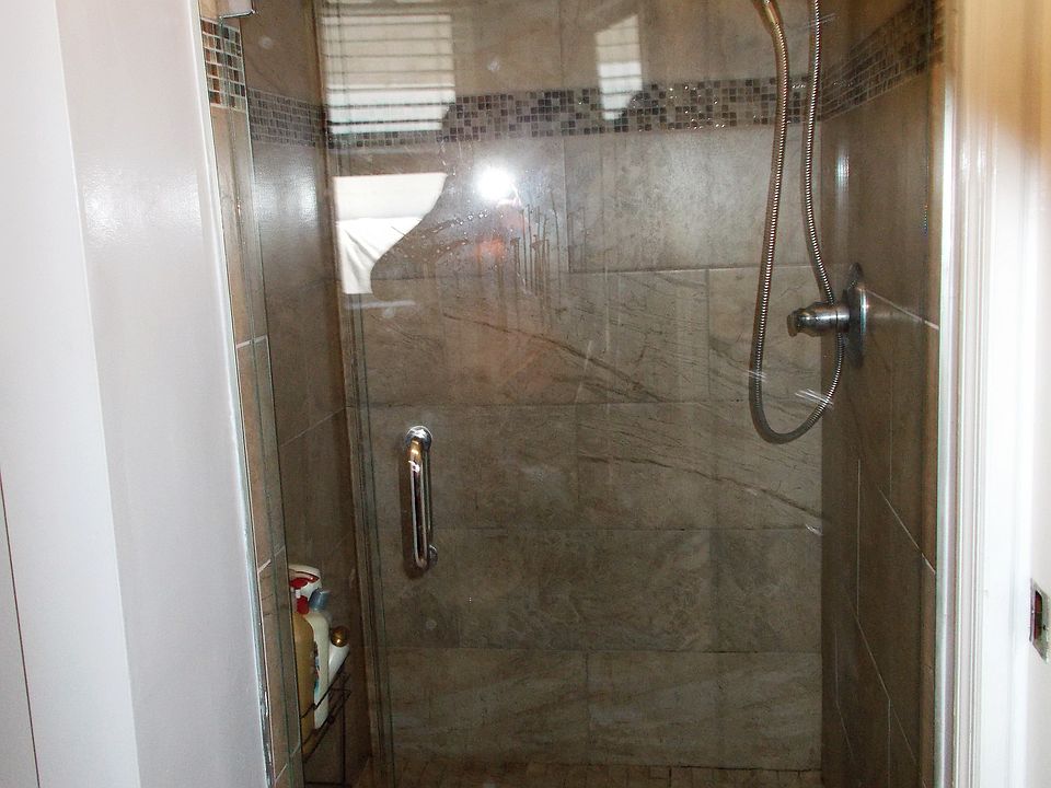 1st image of 8917 Hillsdale Dr