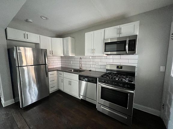 2nd image of 216 Emanuel Cleaver Ii Blvd Unit 2E-216-2E