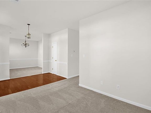 5th image of 6407 Highland Oak Dr