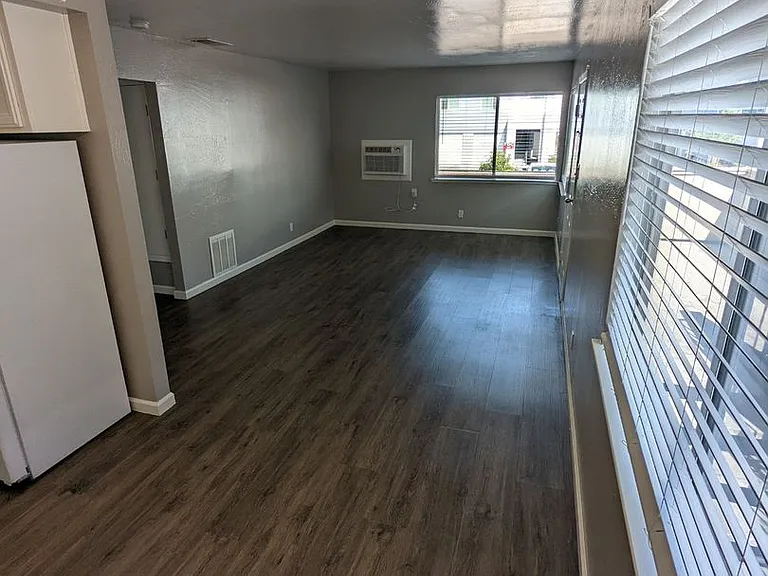 Arden Fair Apartments — Photo 5