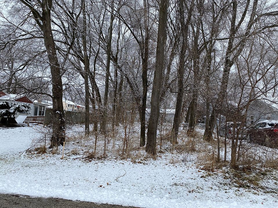 2nd image of 312 Burr Ave