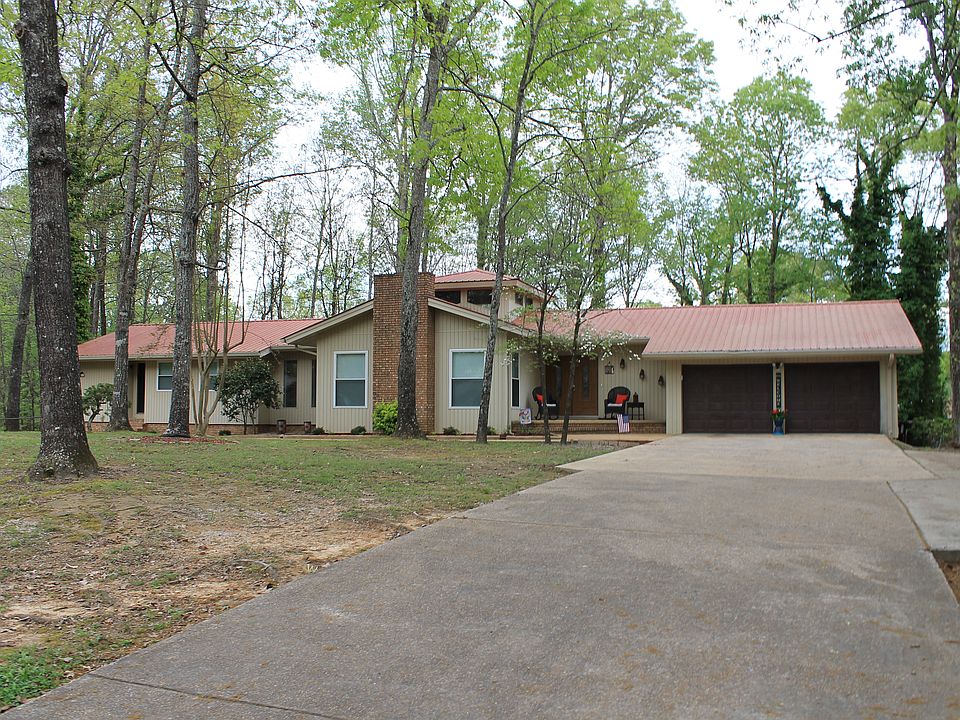 505 Dogwood Circle