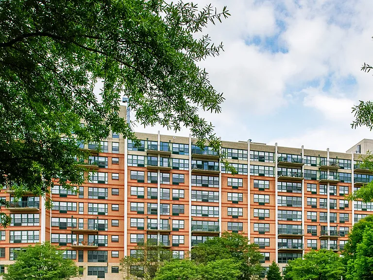 Modern apartments located in Bethesda, MD