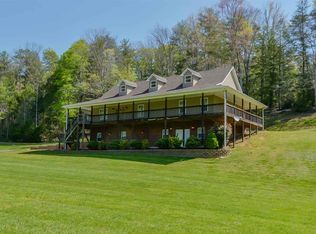 2004 Waldens Creek Rd, Sevierville, TN 37862