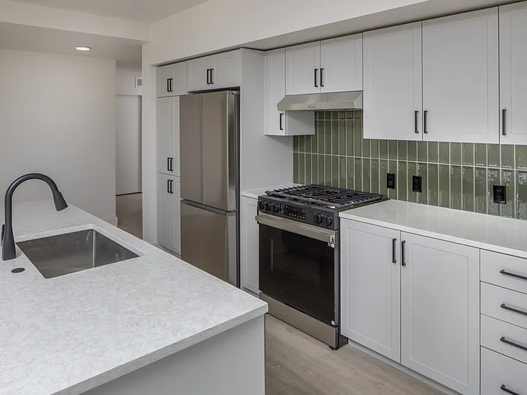 Millhouse — Photo 2