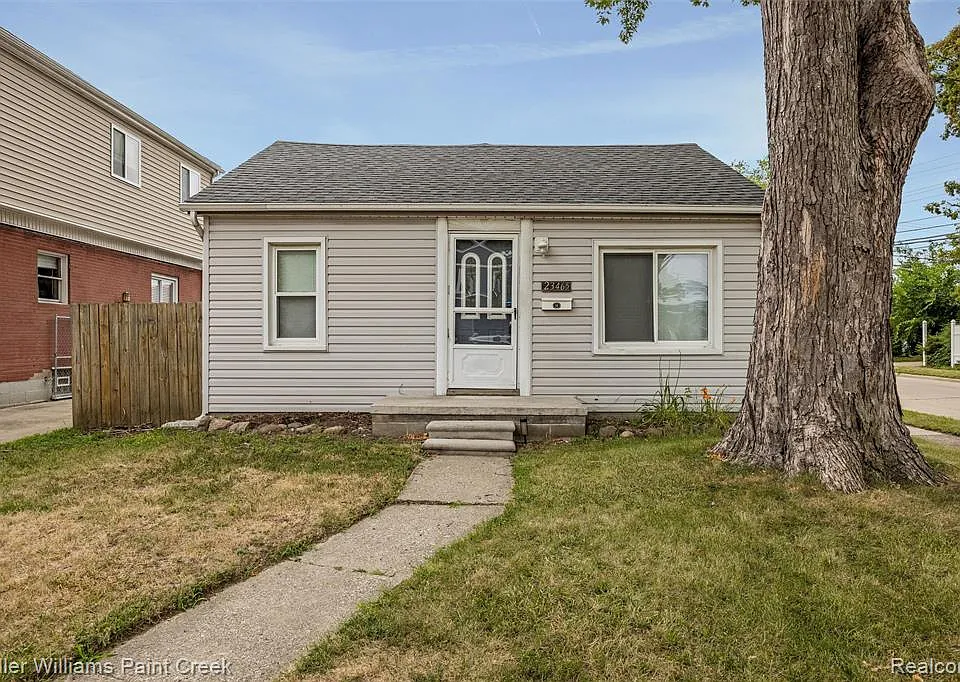 23465 Easterling Ave