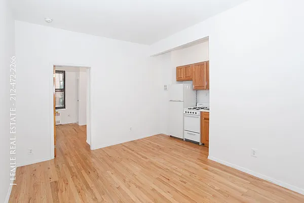 Rented by J. Lemle Real Estate | media 22