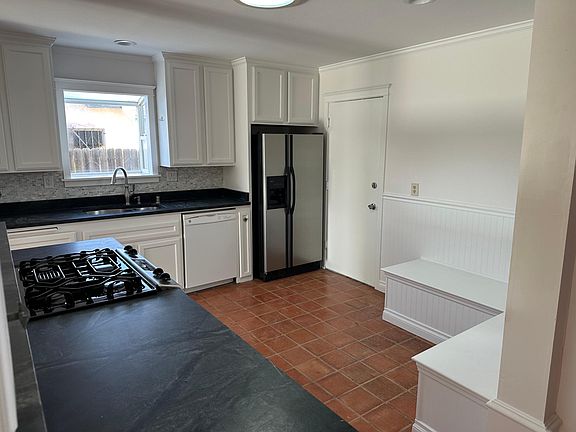 3rd image of 4185-87 Cole Way