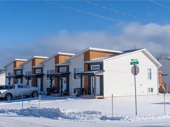 102 Norbert St #96, Dieppe, NB E1A 9M6