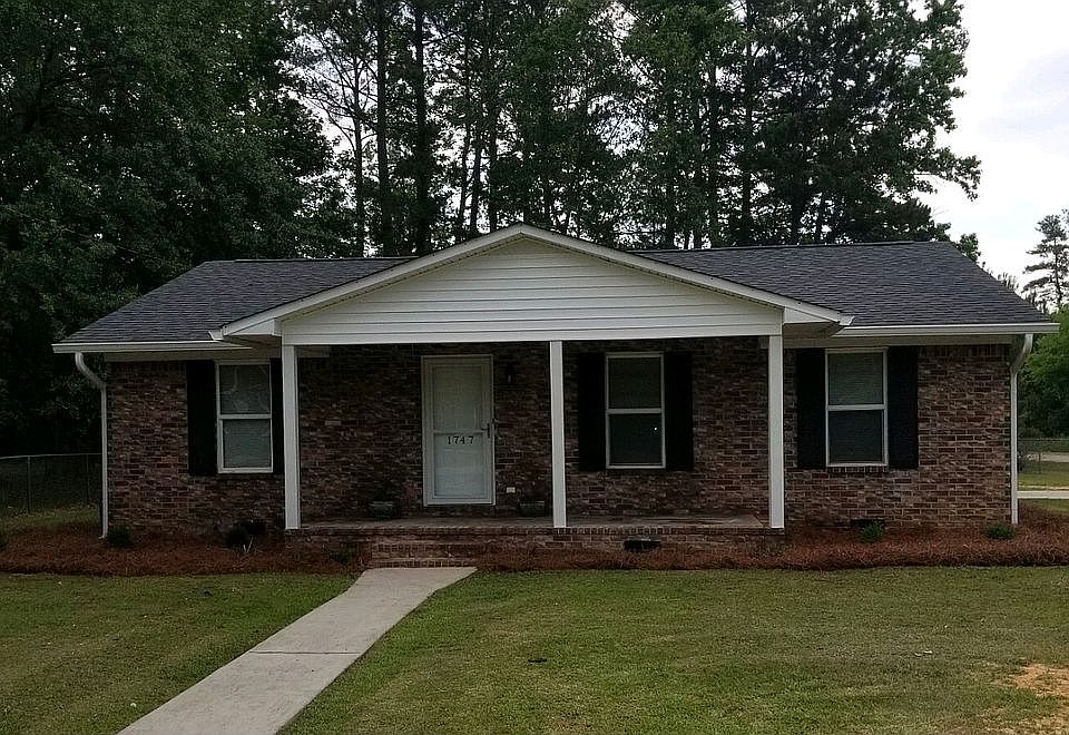 1st image of 1747 Cameo St