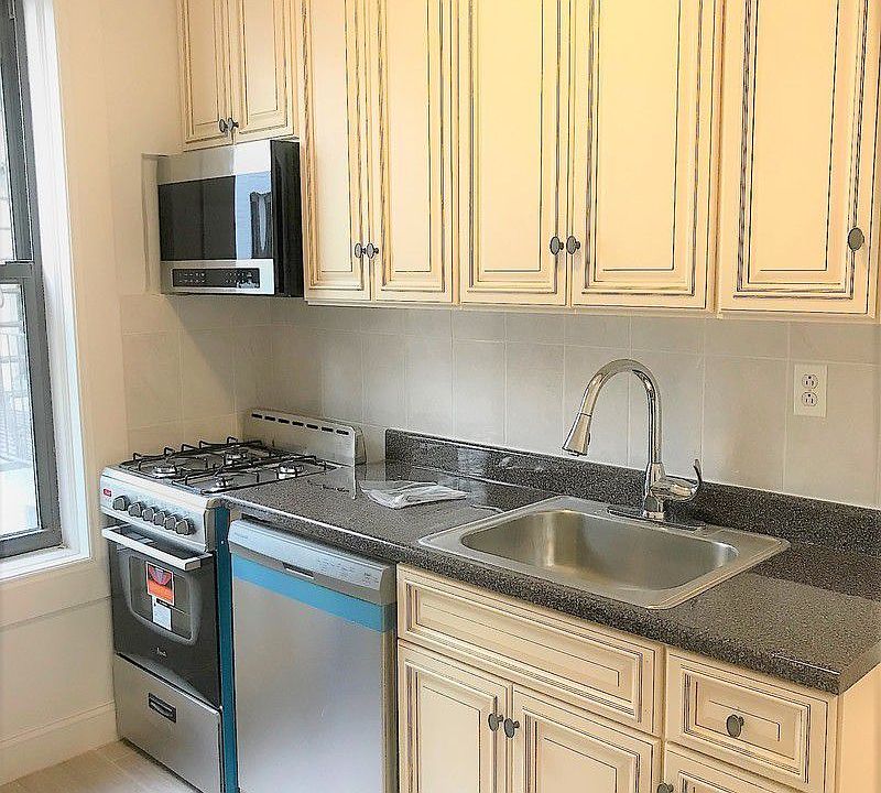 1st image of 2576 41st St APT 2G