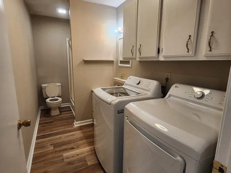 1002 Southwood Dr #2 — Photo 5