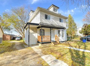 3076 Sandwich St, Windsor, ON N9C 1A4