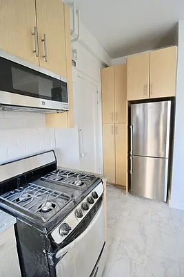 Rented by Newcastle Realty Services | media 13