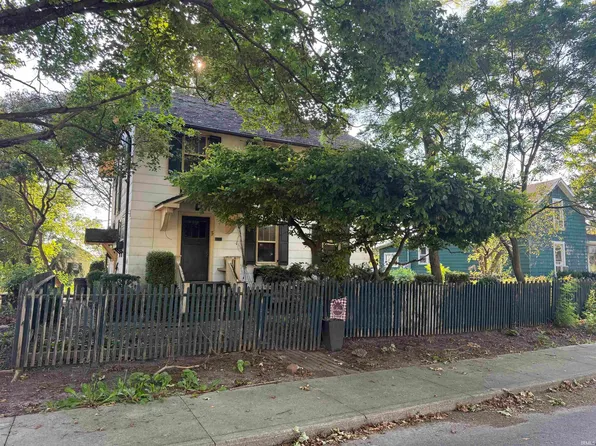 617 N Jefferson St, Berne, IN 46711