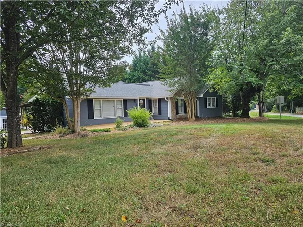 1802 Pads Rd, North Wilkesboro, NC 28659