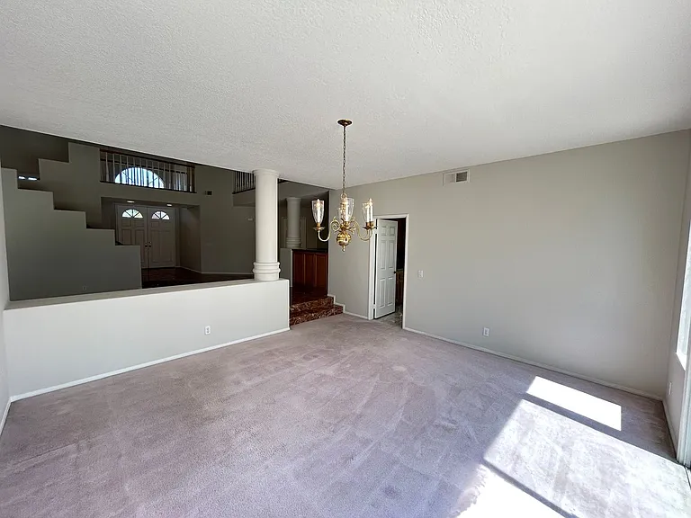 8132 E Hillsdale Dr — Photo 39
