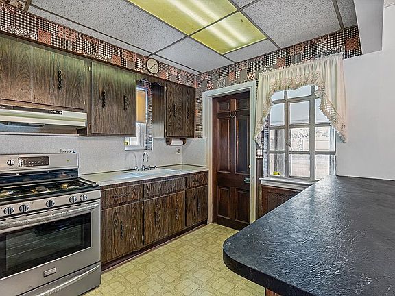 4th image of 56-39 Francis Lewis Blvd #1