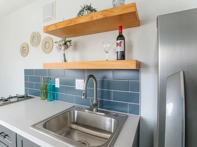 4205 Noyes St #11 — Photo 9