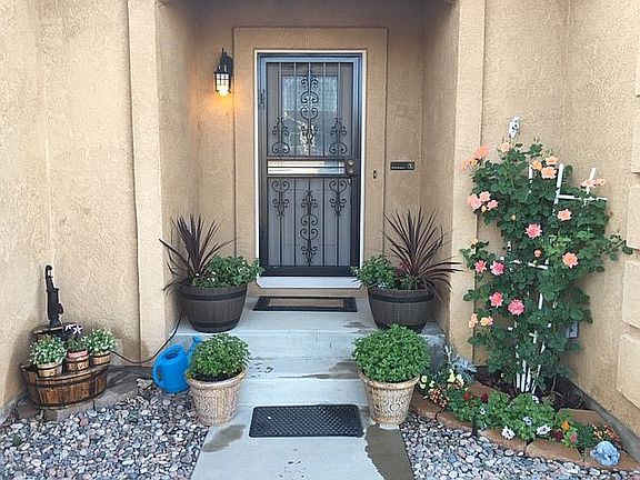 Front porch in the Spring