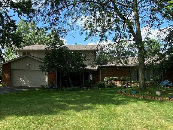 4th image of 29949 Orangewood Dr