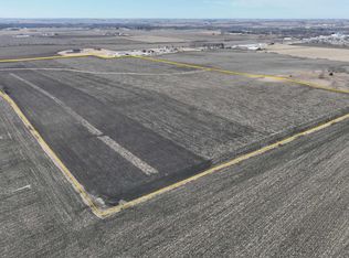 210th St, Manchester, IA 52057