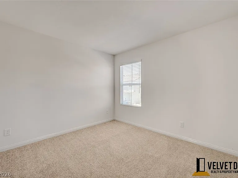 2725 Luzzi Walk — Photo 25