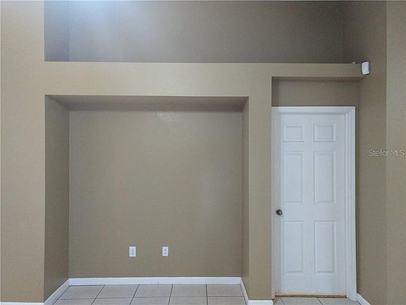 3rd image of 11024 Peppersong Dr