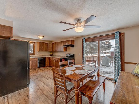 5th image of 2105 6th Ave NE