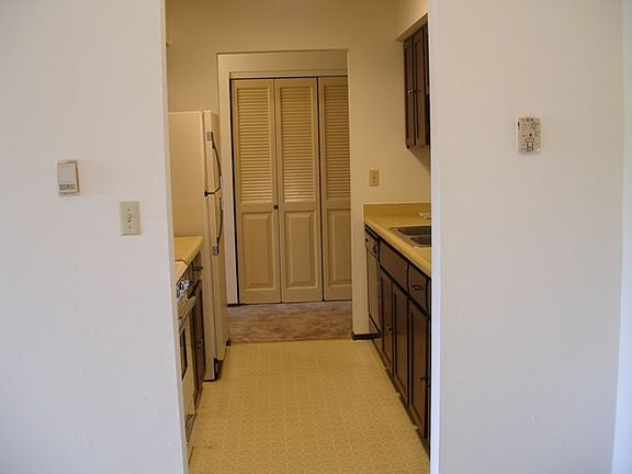 1199 N Fourth St_03172014