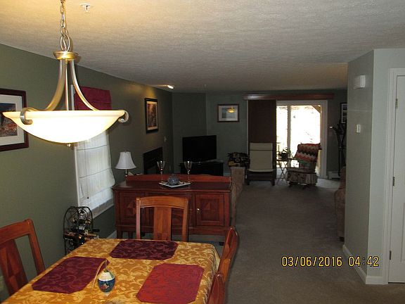 Dining room/ living room