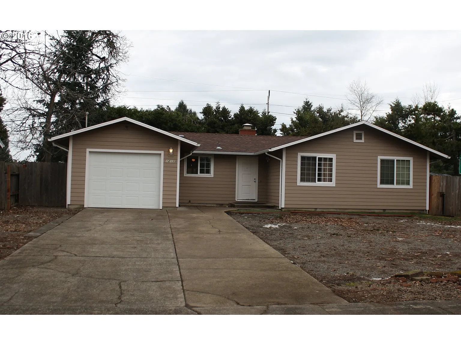 1211 Skipper Ave photo 1