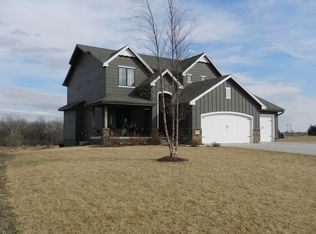 1298 Hruby Ln, Wahoo, NE 68066