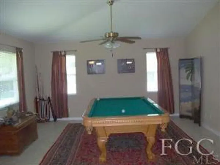 3 bed, 2295 sqft, $3,000 — Photo 4