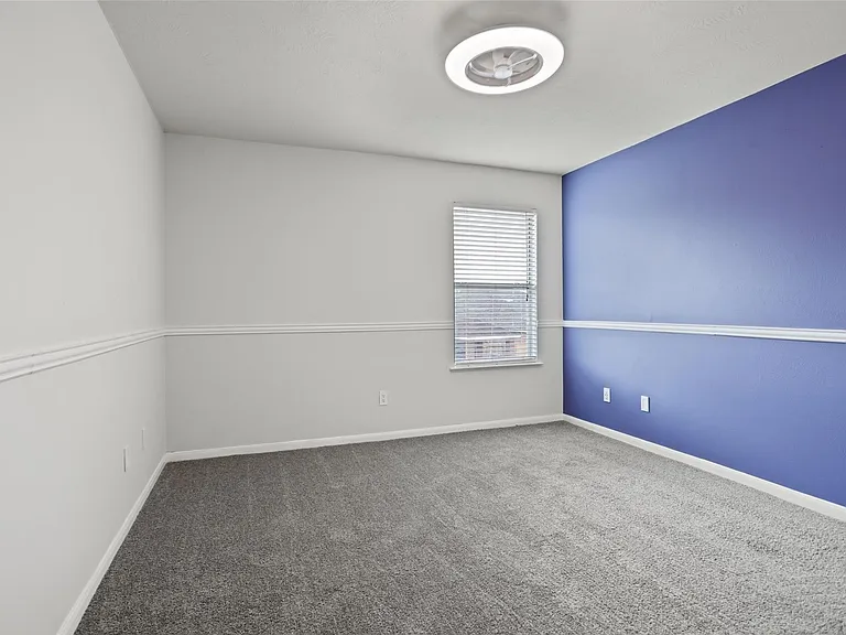 30322 Deleon Fields Dr — Photo 34