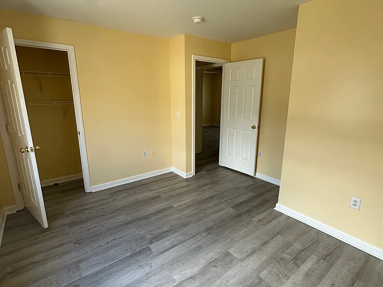 2 Regan Ln — Photo 7
