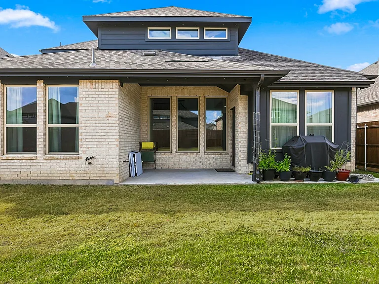 1717 Canals Dr — Photo 29