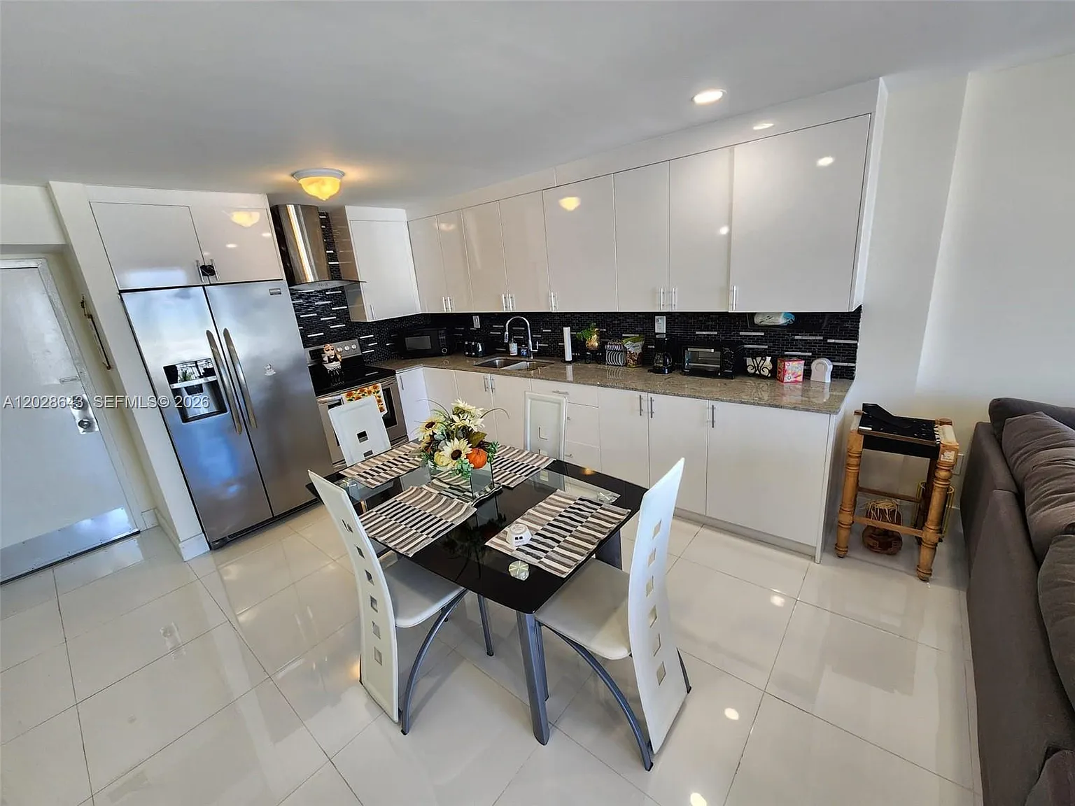 Ocean Point Condo — Photo 4