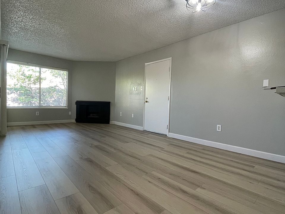 1st image of 2816 O St #I