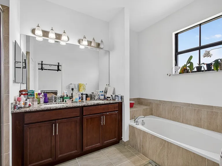 4009 Sequoia Pl — Photo 38