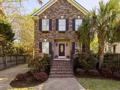 812 Harbor Place Dr, Charleston, SC 29412