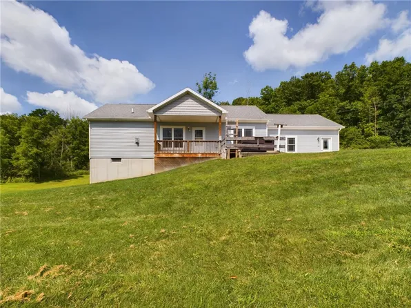 1525 Phelps Rd, Middlesex, NY 14507