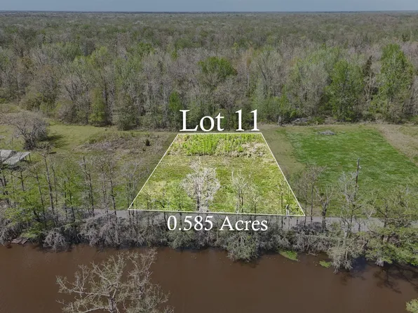 664 Bayou Dr, Pierre Part, LA 70339