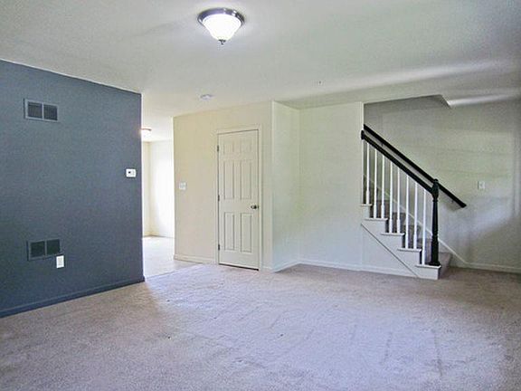 Spacious living room