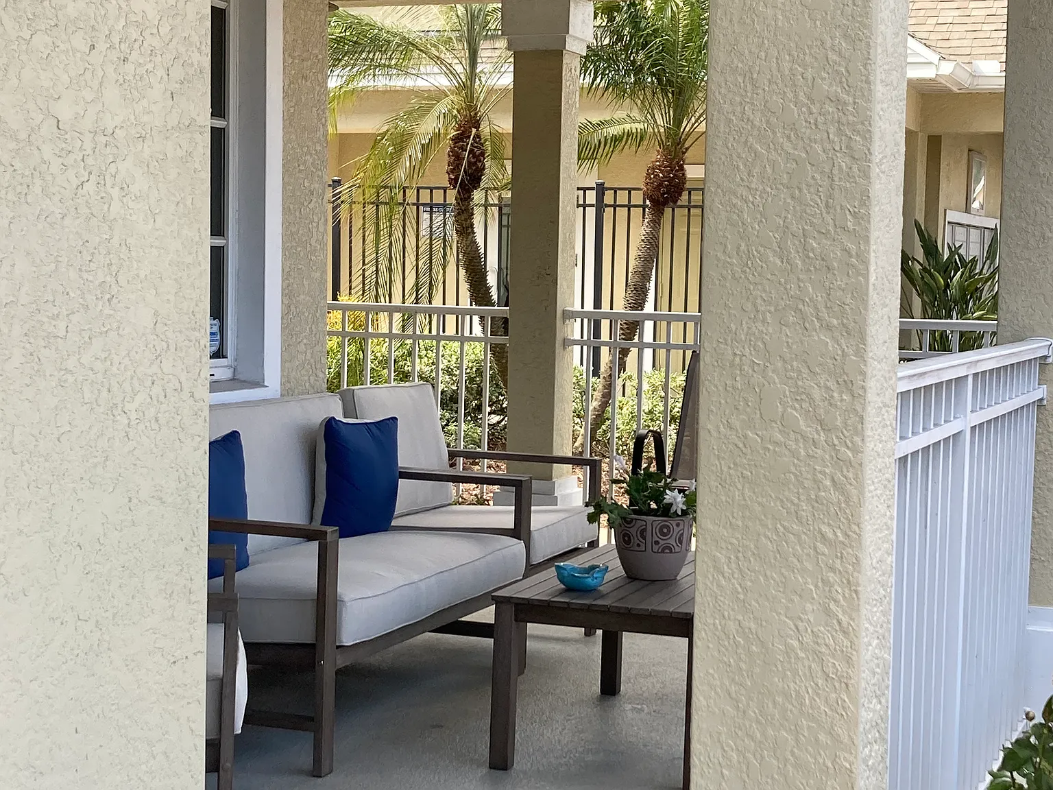 2 bed, 1125 sqft, $2,000 — Photo 2