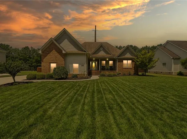 1732 Mount Airy Ct, Virginia Beach, VA 23456