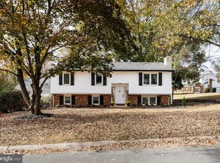 1189 Foxview Rd, Pottstown, PA 19465