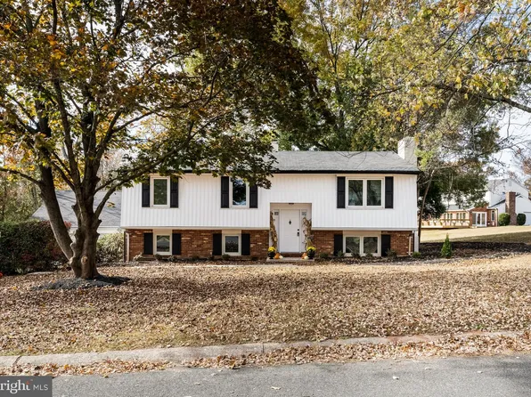 1189 Foxview Rd, Pottstown, PA 19465