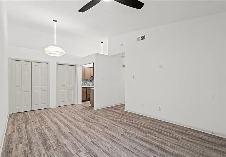 1705 Crossing Pl #114 — Photo 5