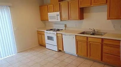 2809 N Superstition Ln #A — Photo 3
